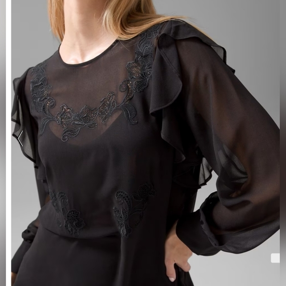 White House Black Market Applique Tunic - Picture 13 of 14